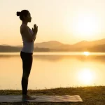સૂર્ય નમસ્કારના ૧૨ શક્તિશાળી ફાયદાઓ