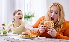 વજન ઘટાડવા માંગતા લોકોએ આ 5 વસ્તુઓ ક્યારેય ન ખાવી