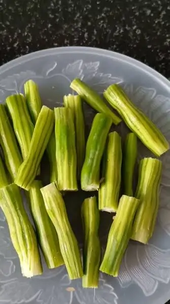 સરગવાની શિંગ (Drumstick) - સાંધાના દુખાવા અને કેલ્શિયમનો ભંડાર
